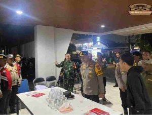Pastikan Aman, Kapolres Metro Tangerang Kota Cek Pengamanan Gedung Logistik Pemilu 2024 di Tangerang