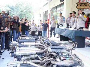 Polsek Koja Musnahkan Ratusan Knalpot Brong