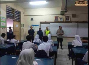 Police Goes To School Di SMP Negeri 118 Jakarta