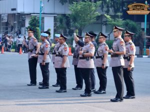Wakapolda Metro Jaya Dan Sejumlah Pejabat Utama Serta 2 Kapolres Resmi Diganti