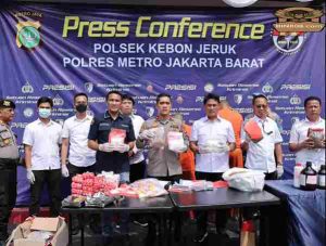 Ungkap 6,6 Kg Sabu dan Tembakau Sintetis, Polsek Kebon Jeruk Amankan dua Residivis, Ini Modusnya