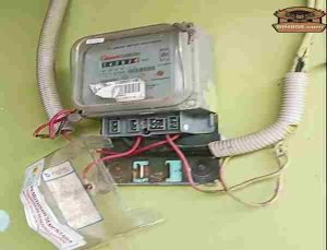 Ngeri! Telat 2 Hari, PLN Batam Langsung Bongkar MCB Meteran Listrik Pelanggan