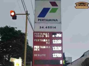 Terciduk Mafia Solar Biasa Mengambil Solar Ke SPBU 34.45514 Desa Caracas, untuk Dijual Dengan Harga Rp.8500/Liter