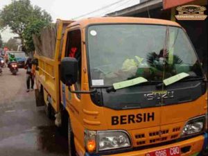 Jaga Kebersihan Selama Perayaan Tahun Baru, Pemkot Tangerang Terjunkan Ratusan Petugas Kebersihan