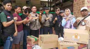 FWJI Peduli, Salurkan Bantuan untuk Korban Kebakaran di Kemayoran