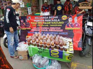 Ormas PP Ranting Ds.Pasir Gadung Cikupa Gelar Kegiatan Sosial Pembagian 750 takjil dan Bukber berjalan lancar