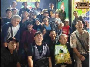 FWJ Indonesia Bagikan 500 Paket Bingkisan THR