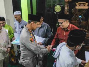 Pererat Silaturahmi Bersama Masyarakat, Kapolres Metro Tangerang Kota Laksanakan Tarling Safari Ramadan 2025