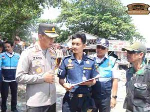 Libur Lebaran 2025, Kapolres Metro Tangerang Kota Pantau Wisata Pantai Ramai Pengunjung, Ini Pesannya