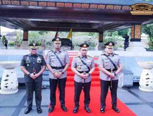 Kapolri Jenderal Polisi Listyo Sigit Prabowo Ziarah Ke Makam Bung Karno Di Blitar Jelang Hari Bhayangkara Ke-79