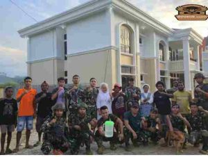 Satgas Pamtas RI-PNG Yonif 763/SBA Pos Kumurkek dan Polres Maybrat Gelar Pembersihan Gereja Ayawasi