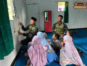 Sentuhan Kasih di Tanah Papua, Satgas Yonif 521/DY Berikan Layanan Mengaji Kepada Anak Anak di Pos Kelila